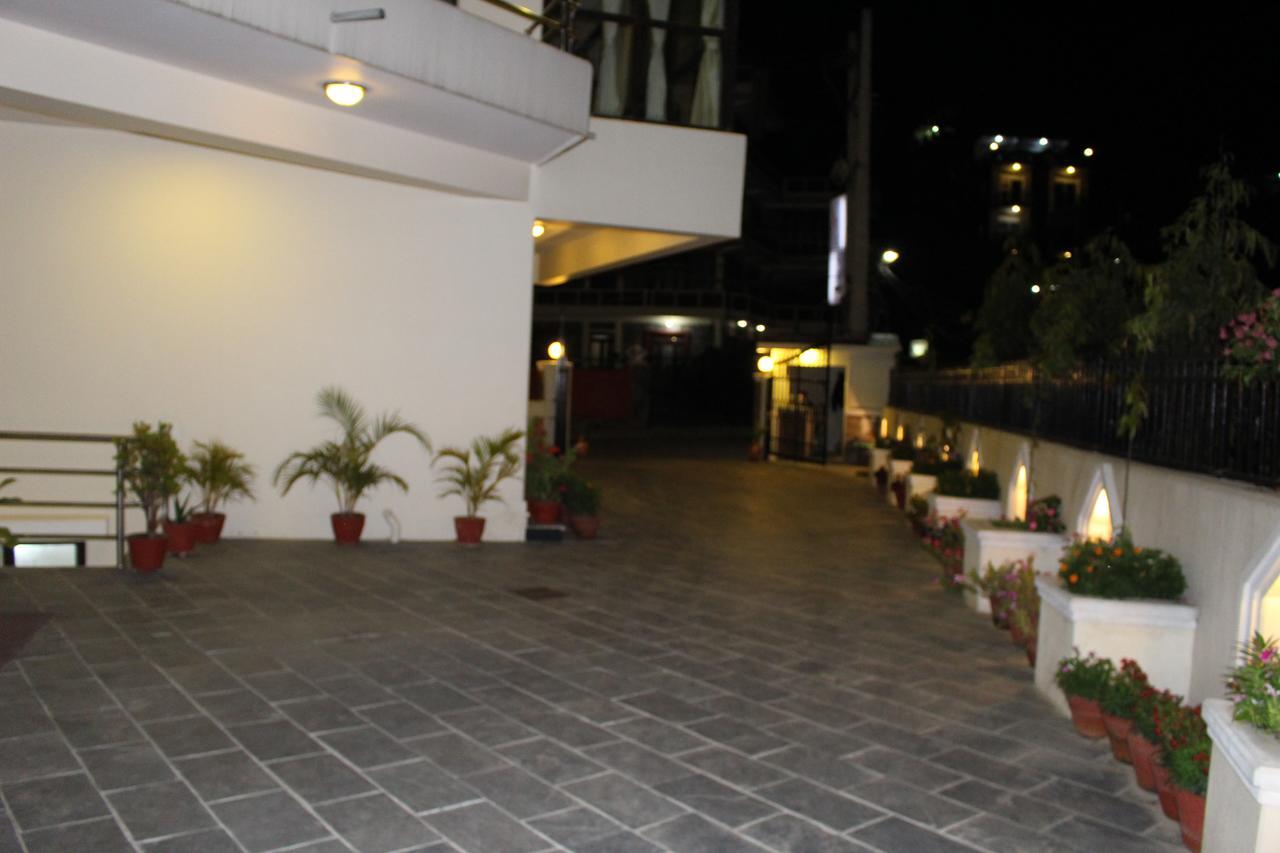 Tuki Resort Pokhara Ngoại thất bức ảnh