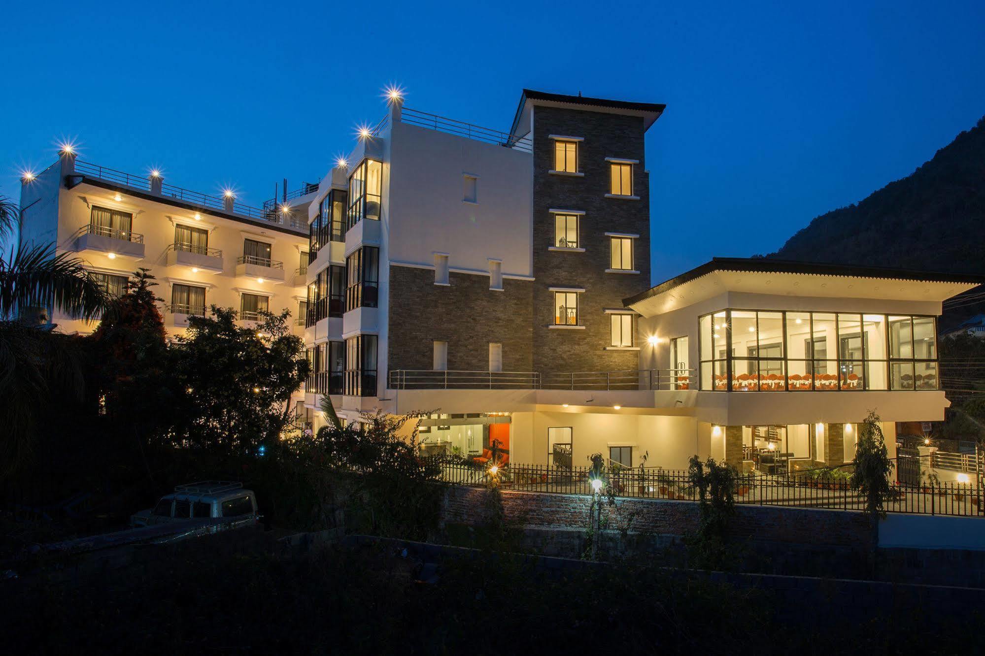 Tuki Resort Pokhara Ngoại thất bức ảnh